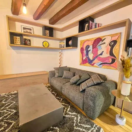 Apartament Maison Bardoux #terrasse#hypercentre#parking *